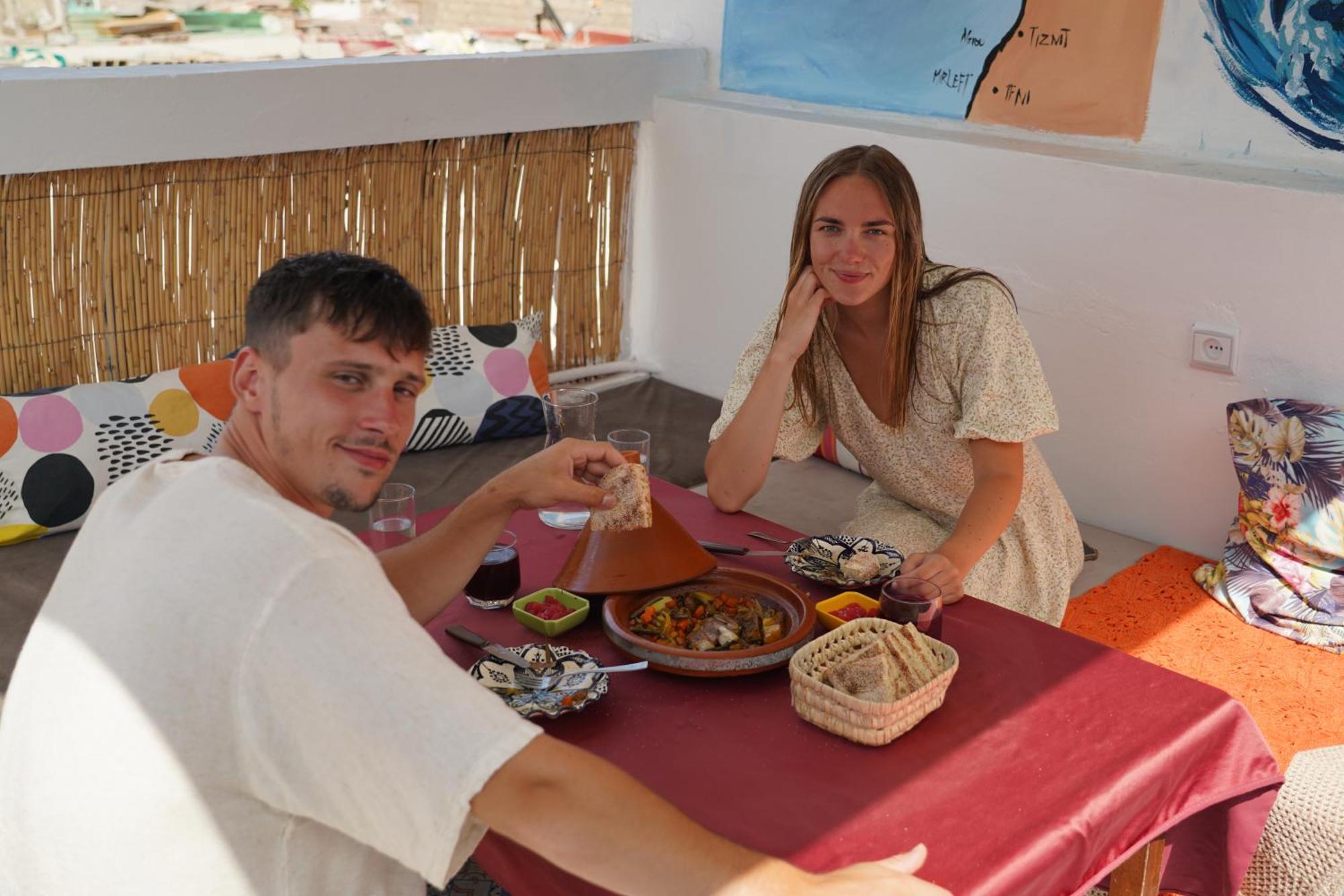 Bed and Breakfast Waves Hunter Surf House Agadir Exterior foto