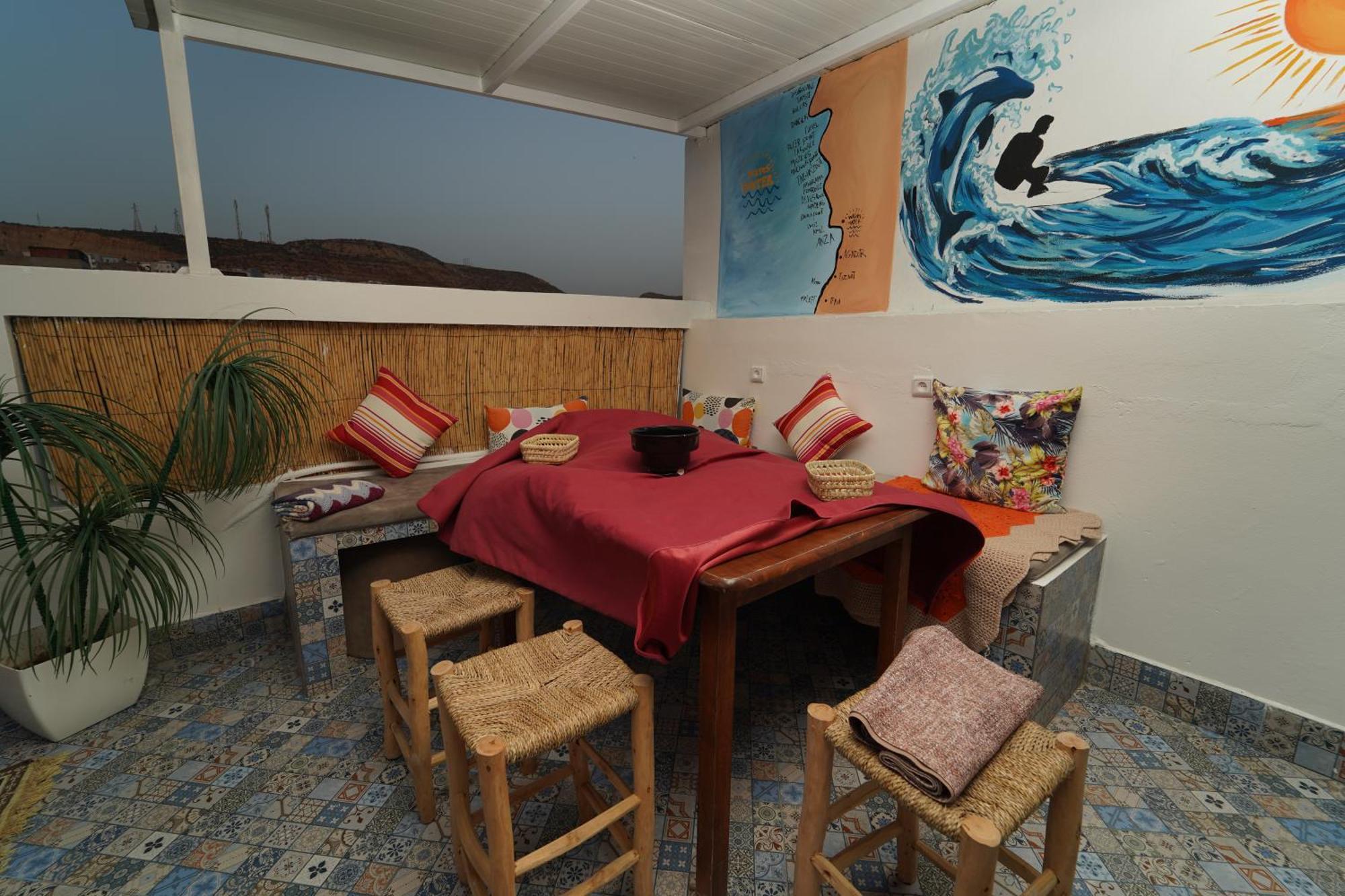 Bed and Breakfast Waves Hunter Surf House Agadir Exterior foto