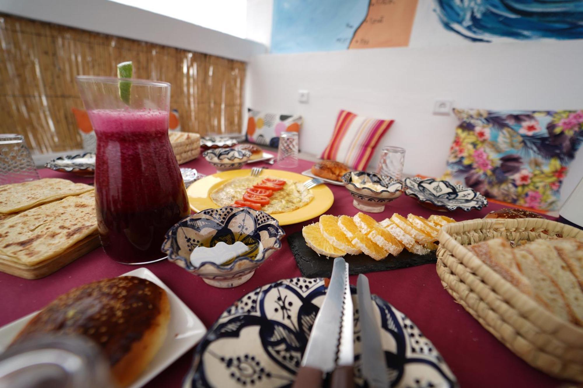 Bed and Breakfast Waves Hunter Surf House Agadir Exterior foto
